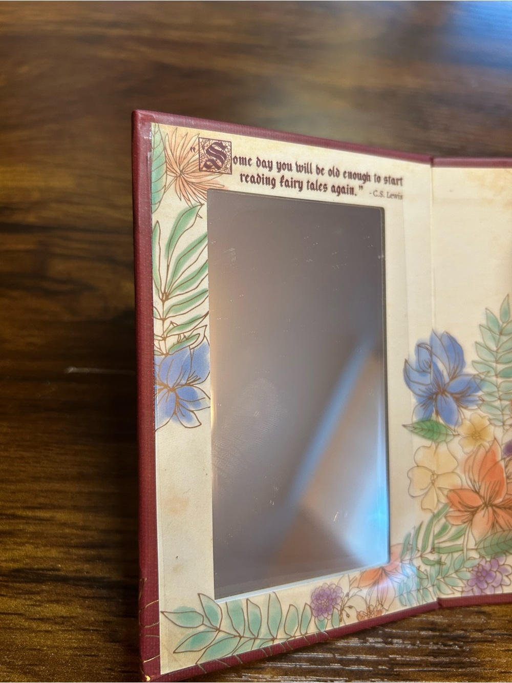 Never Swatched Storybook Cosmetics Red Riding Hood eyeshadow palette - Picture 3 of 7